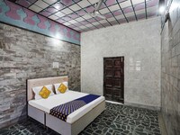 Hotel O Blue Moon Hotel