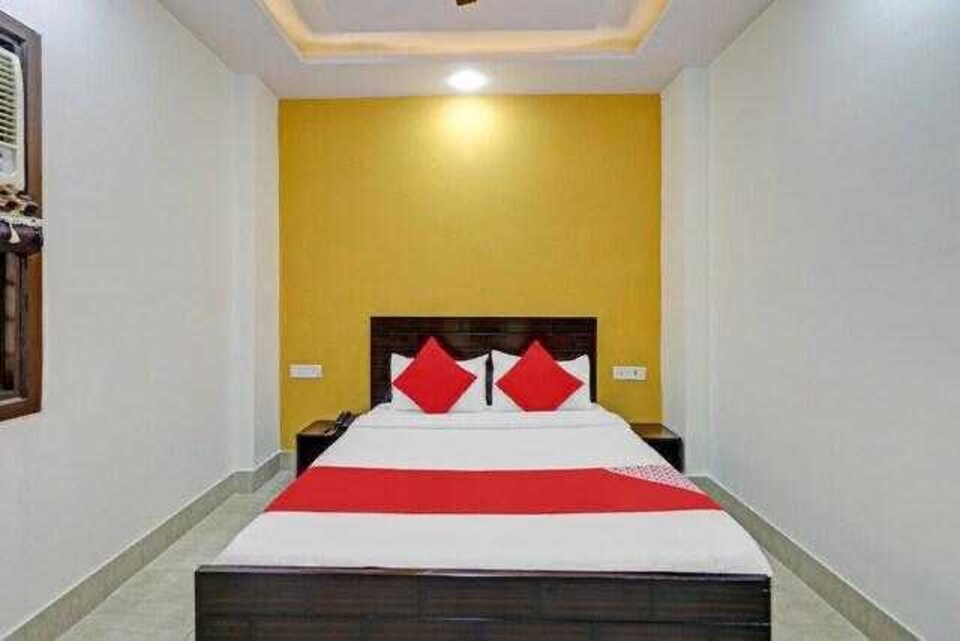 POP 81378F Shoolin Residency , Anand Vihar Delhi, Delhi