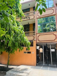 Hotel O Oshiva Stays