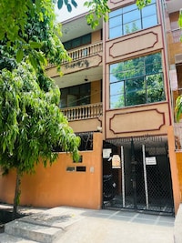 Hotel O Oshiva Stays