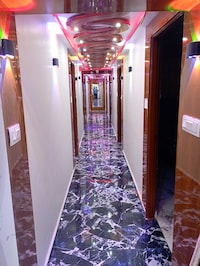OYO 813797 Hotel Sanskar Villa