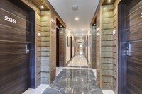 Collection O 81380A Ramji's Residency