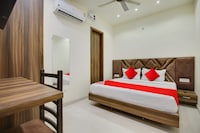 OYO Flagship Hotel Ij Grand