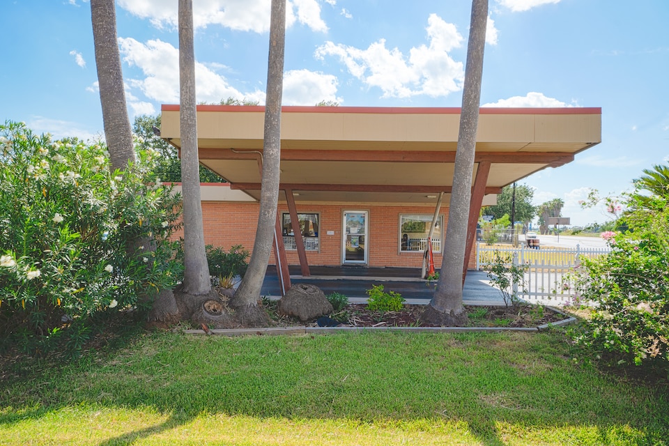 Vali Ho Motel By OYO Weslaco Mercedes, C78596, Weslaco TX