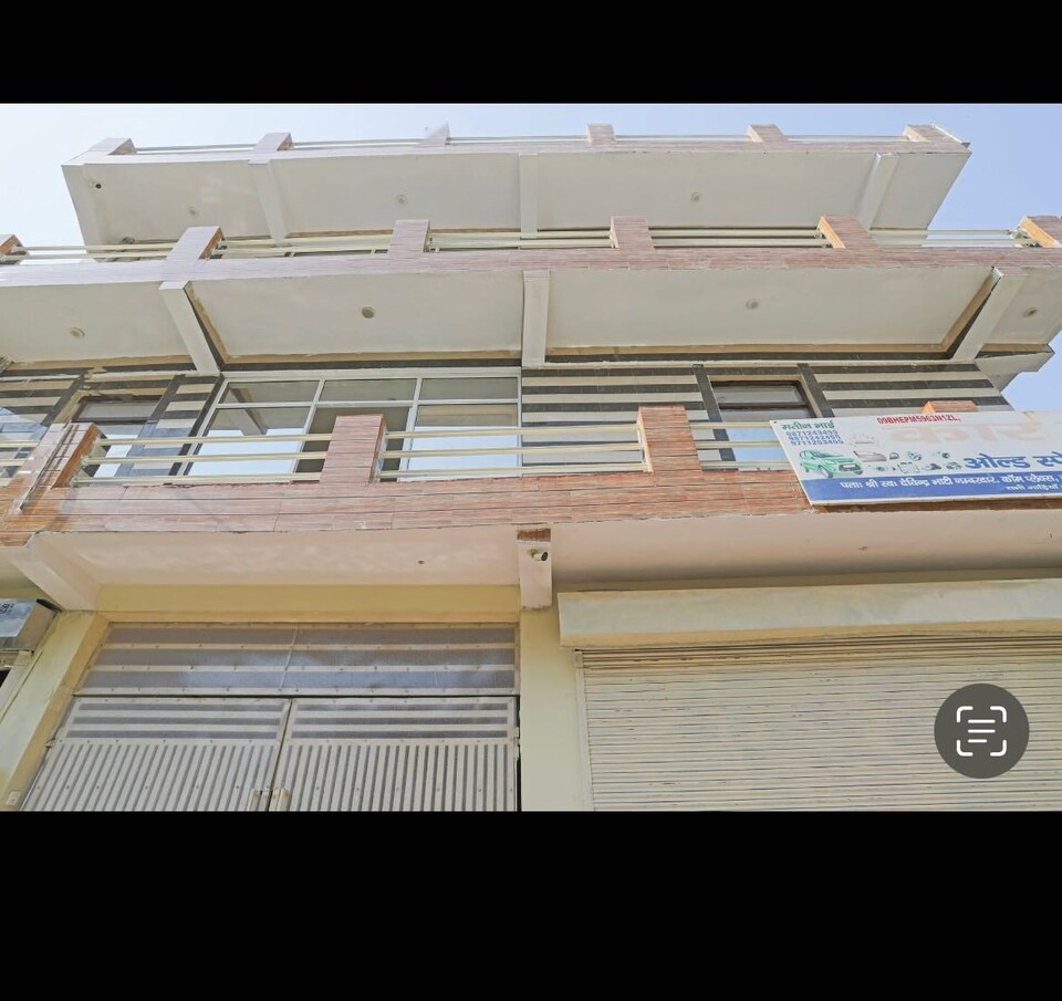 OYO Flagship ROYAL HOTEL, Greater Noida, Noida