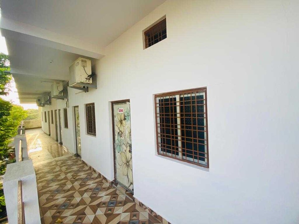 OYO Hotel Daisy, Jabalpur, Jabalpur