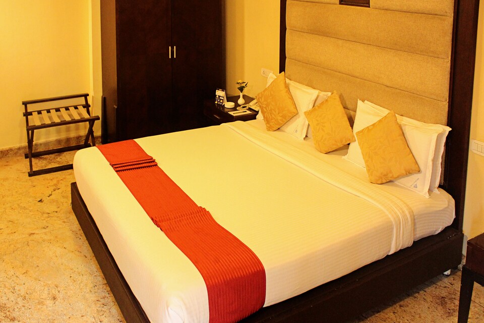 OYO Premium 015 Near Mysore Palace, Mysore City Center, Mysore