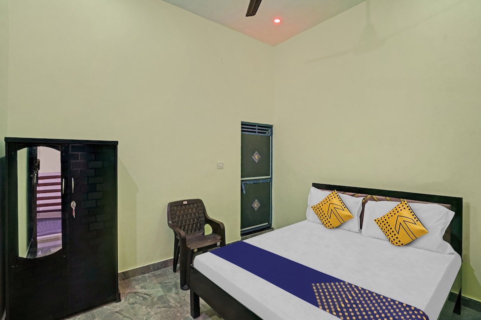 SPOT ON 813889 Hotel Green Park, Meerut, Meerut
