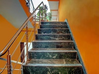 OYO 813893 Hotel Siddhi Vinayak