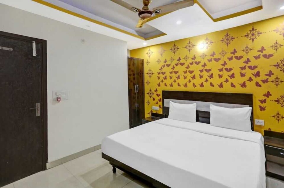 Live on Del4003, Kalkaji Delhi, Delhi