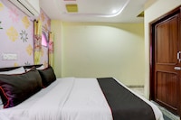 Collection O Hotel Gokul Palace