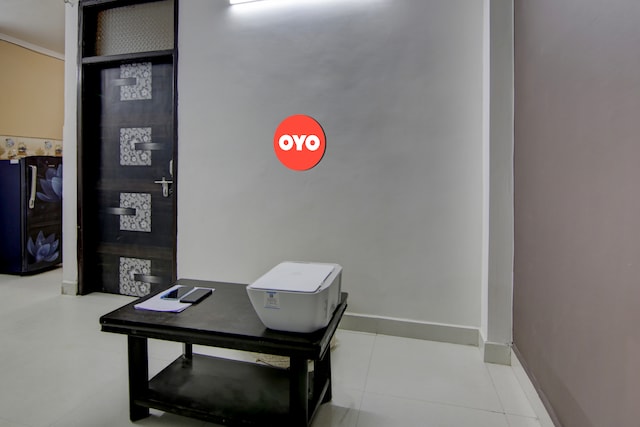 OYO Flagship 813940 Grand Vitara Dwarka 