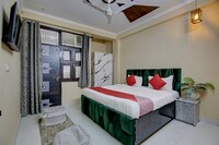 OYO Flagship 813940 Grand Vitara Dwarka 