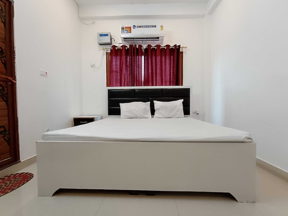 Hotel O Home Kanak Hotel & Resort Homestay, Ayodhya, Ayodhya