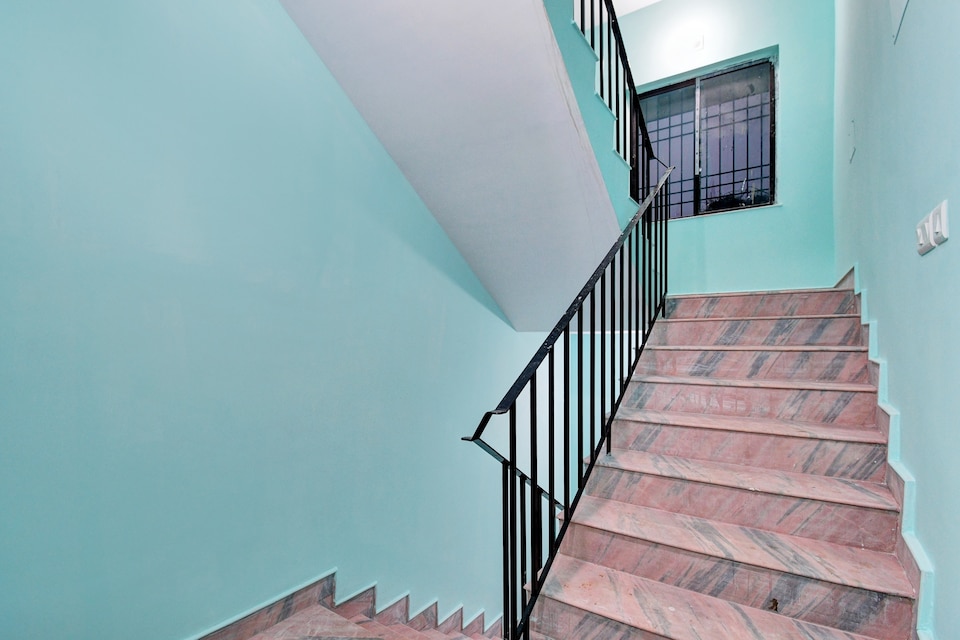 Hotel O Crystal Palace Tata Medical Centre, Rajarhat Kolkata, Kolkata