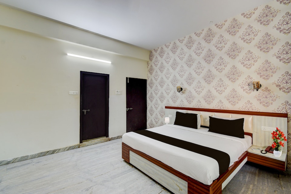 Collection O Hyderabad Hitech City Formerly Night Eye, Hitech City Hyderabad, Hyderabad