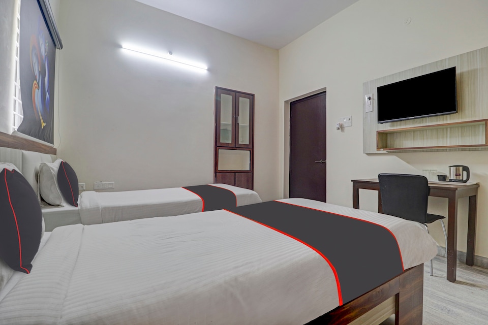 Collection O Hyderabad Hitech City Formerly Night Eye, Hitech City Hyderabad, Hyderabad