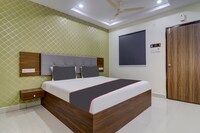 Collection O J Royal Luxury Rooms