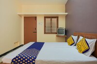 Hotel O Vel Vel Guest House