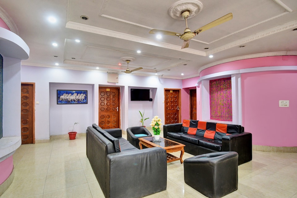 Hotel O Hi Days Inn, Chandrasekharpur, Bhubaneswar