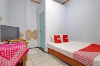 OYO 92628 Raja Alam Homestay