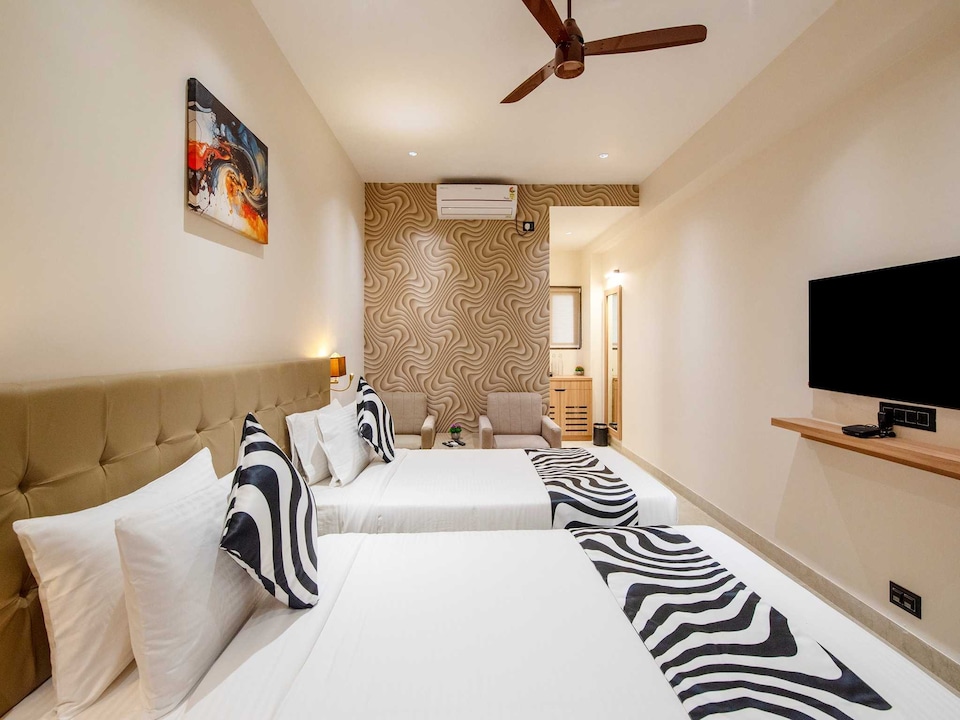 Palette Hotel Pune MIDC Pimpri-Chinchwad, Pimpri Pune, Pune