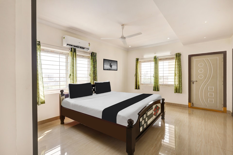 Super Hotel O Ramaraopet Near Kakinada Beach, Ramaraopet Kakinada, Kakinada