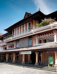 OYO 92640 The Rishi Candidasa Beach Hotel