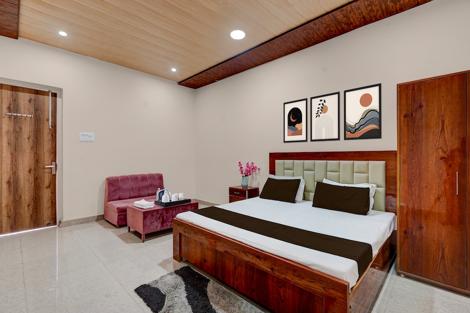 Super Hotel O Takrohi Hospital Road Formerly Madhuraj Palace, Indira Nagar Lucknow, Lucknow