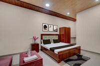 Hotel O Takrohi Hospital Road Formerly Madhuraj Palace