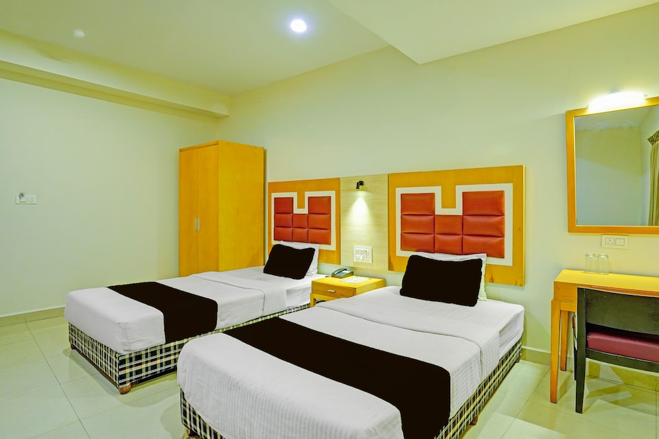 Super Townhouse Banaswadi Railway Station Formerly Davis Inn, Kalyan Nagar Bangalore, Bangalore