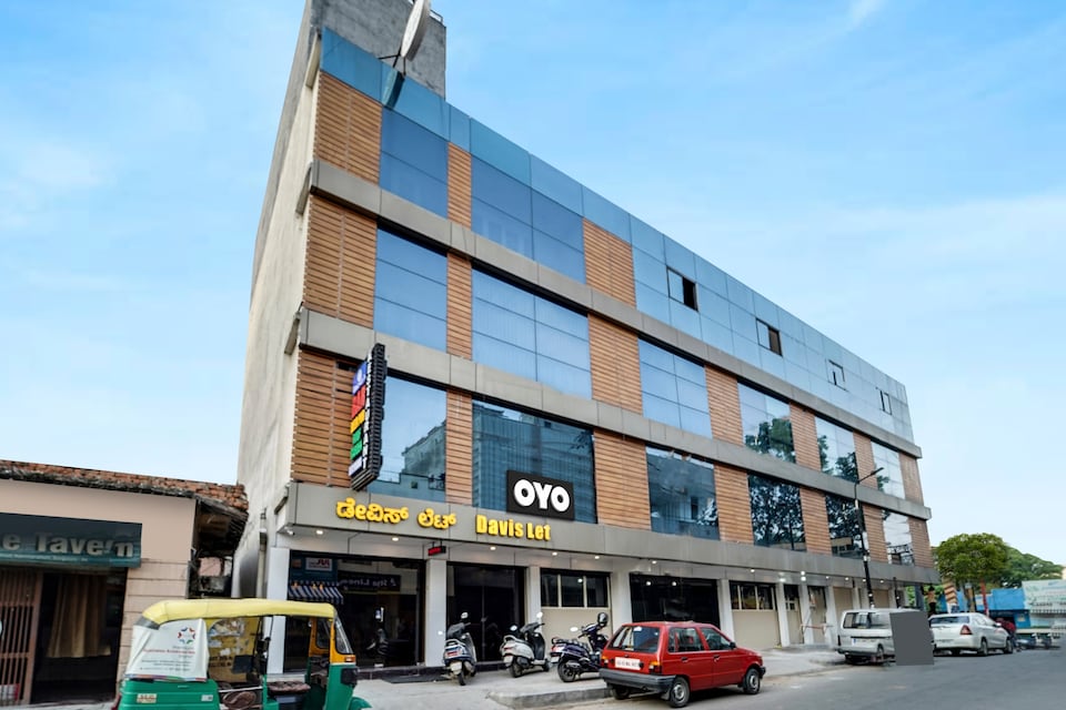 Super Townhouse Davis Let Bangalore, Kalyan Nagar Bangalore, Bangalore