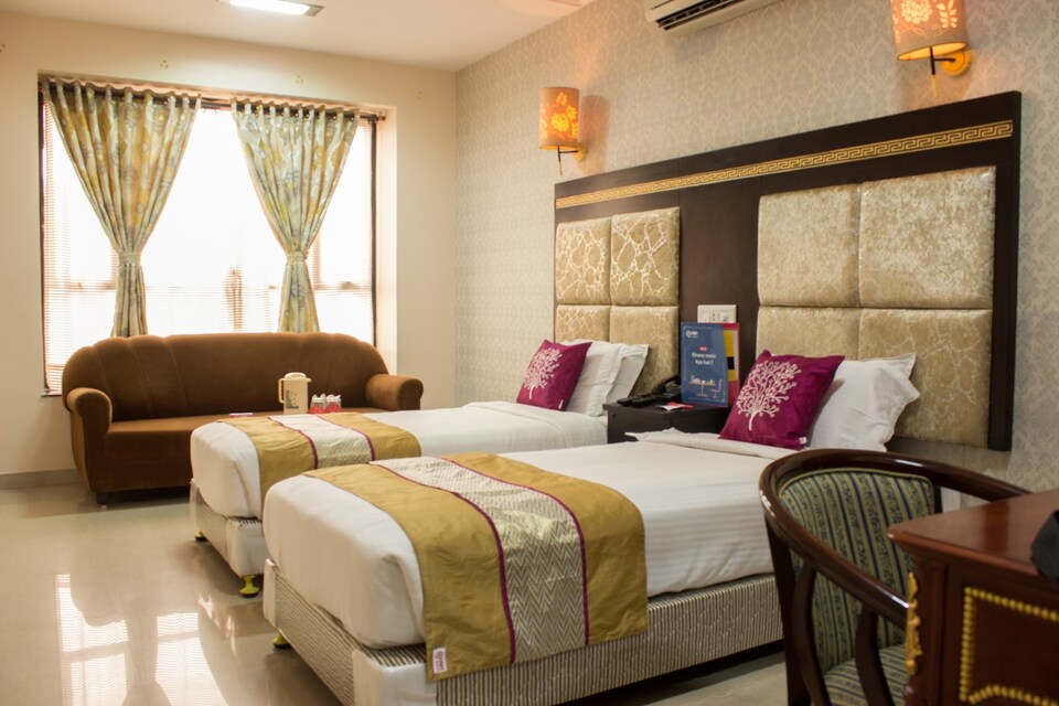 OYO 1693 Hotel Orient Inn, Bus Stand Nagpur, Nagpur