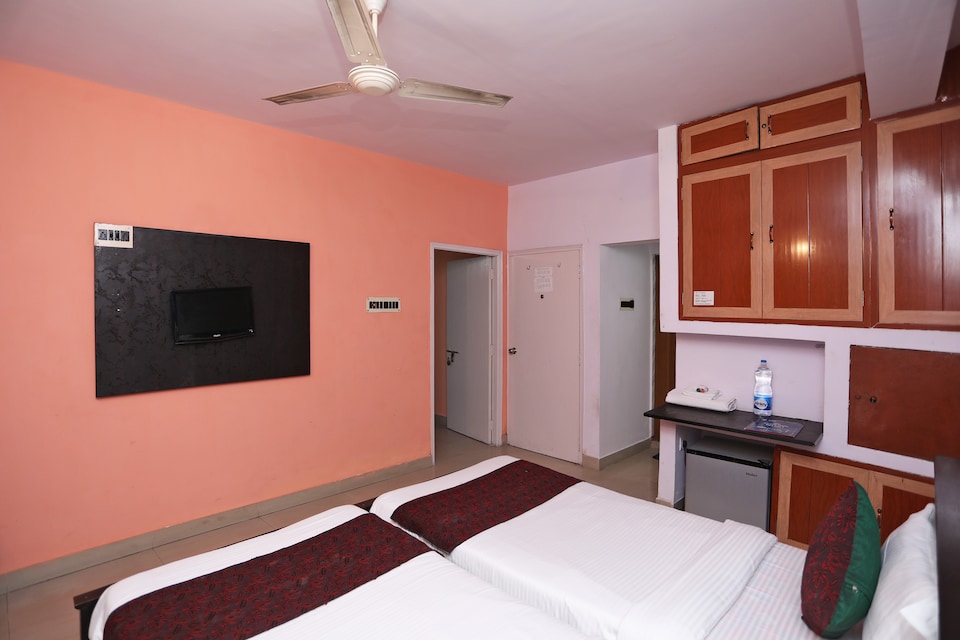 Hotel O BORO MA GUEST HOUSE, Salt Lake Kolkata, Kolkata
