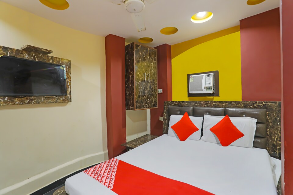 OYO Flagship Green Palace Hotel, Kanpur Railway Station, Kanpur