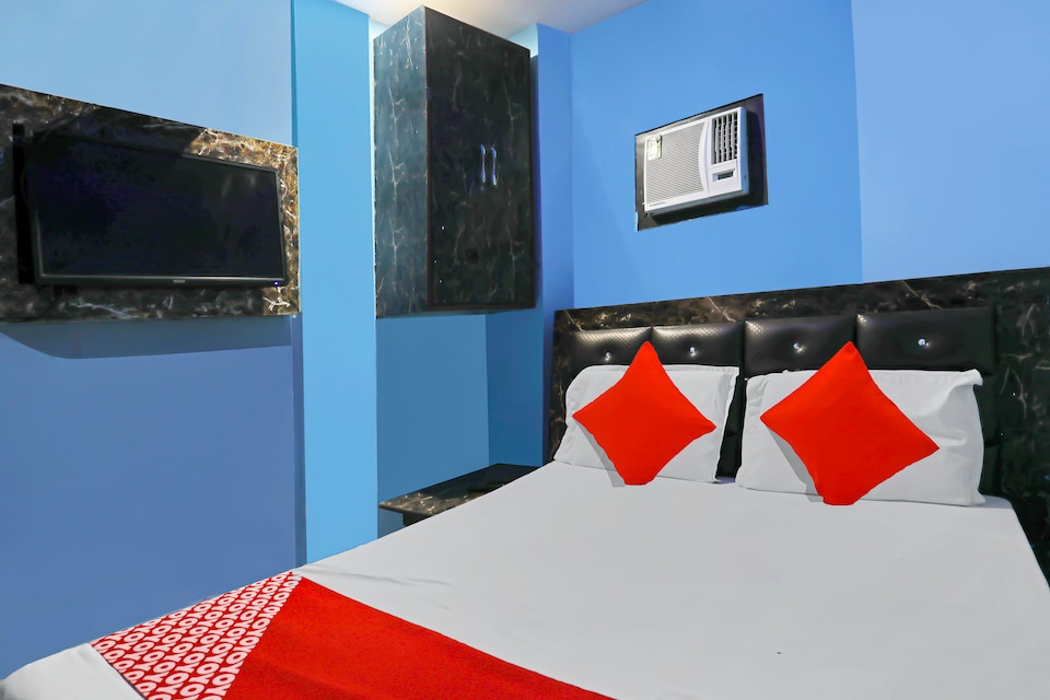 OYO Flagship Green Palace Hotel, Kanpur Railway Station, Kanpur