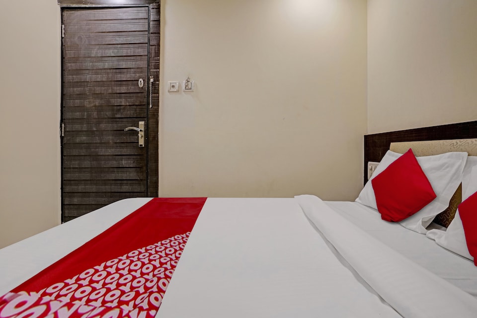 Hotel O Accor Inn Plus, Mumbai Bandra-Khar-Santacruz, Mumbai