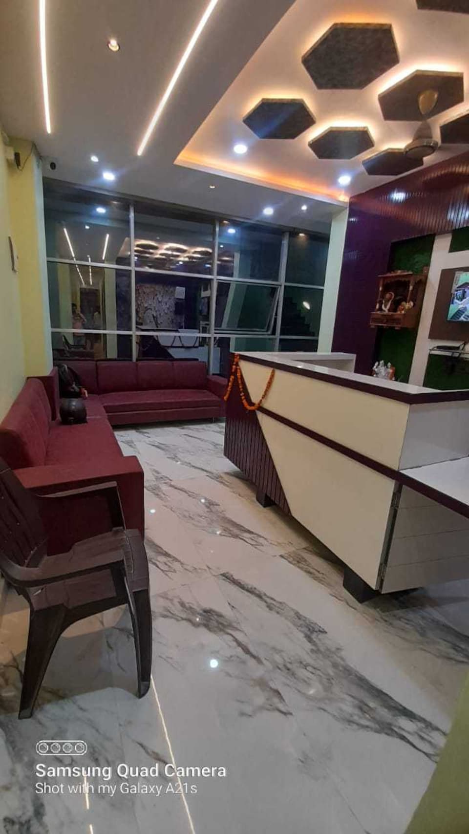 OYO Flagship Hotel Kiran Raj palce, Barra Kanpur, Kanpur