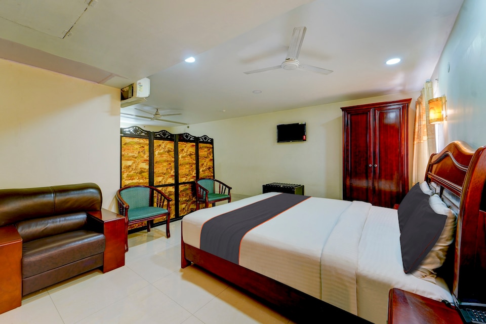 Townhouse 1116 Hotel Imperial, Transit Tirupati, Tirupati