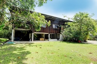 OYO HOME 90800 Rumah Pangi Homestay