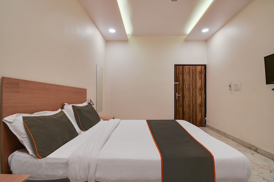 OYO 814437 Adarsh Vihar, Kanpur Railway Station, Kanpur