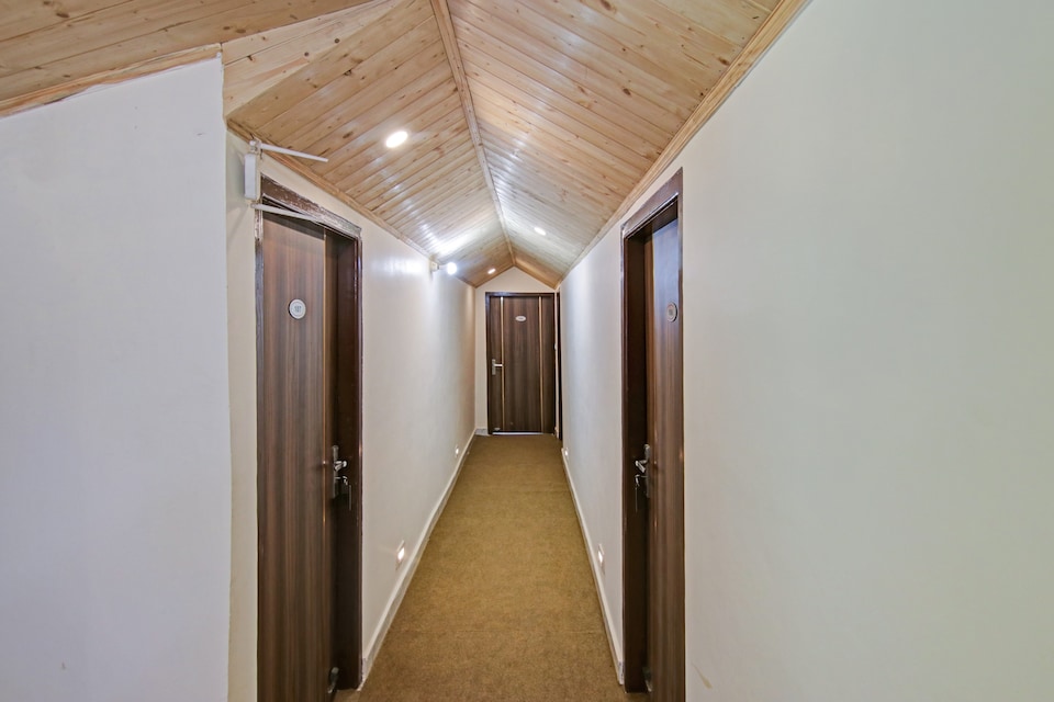 Hotel O Beer Castle, Kufri-Faghu-Theog, Shimla