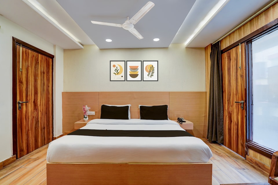 Super Collection O Dehradun Central Formerly Hotel Orange Residency, Dehradun Railway Station, Dehradun