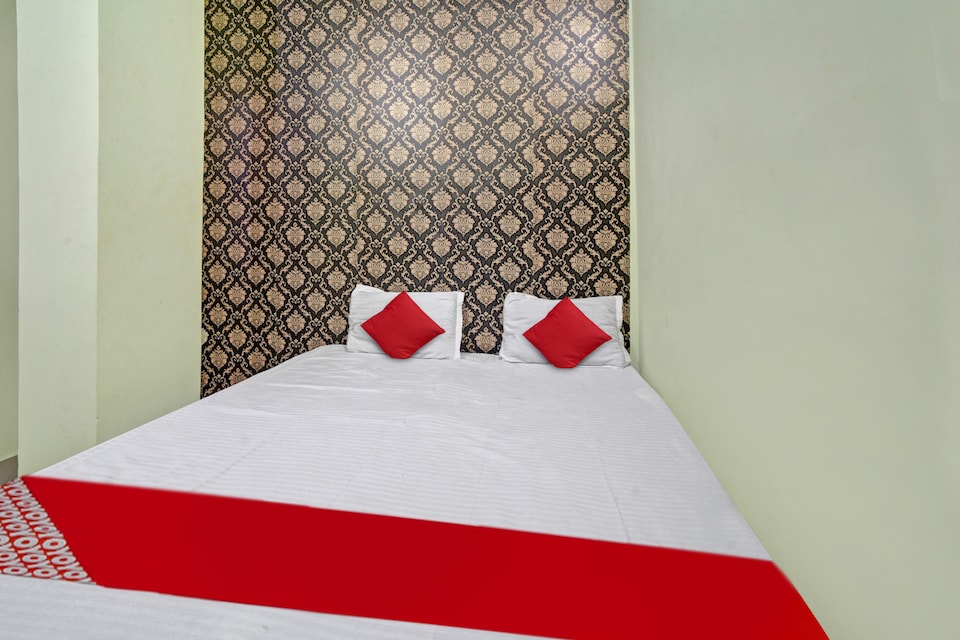 OYO Flagship Hotel Roy, Patna, Patna