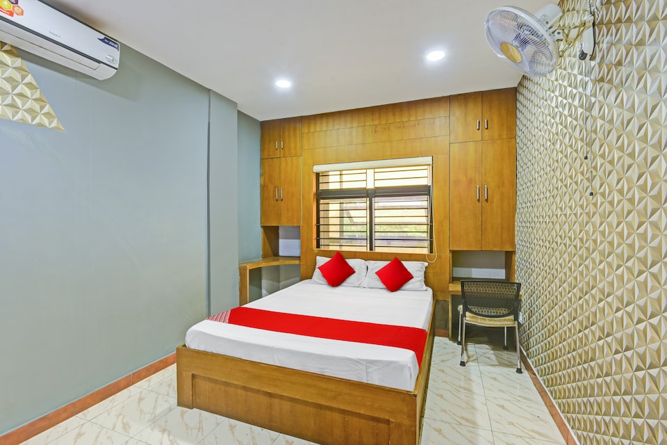 OYO 814464 KARIPUR RESIDENCY, Calicut City, Calicut