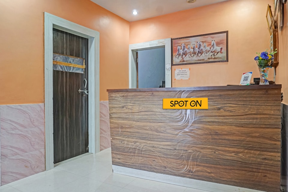 Hotel O Abhishek Lodging , Pimpri Pune, Pune