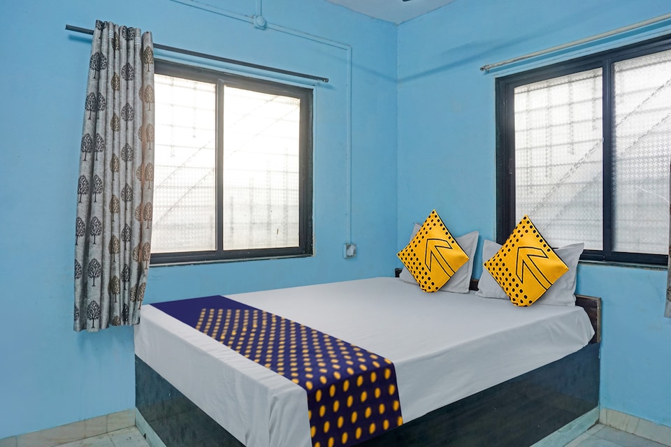 SPOT ON Hotel Abhishek Lodging, Pimpri Pune, Pune