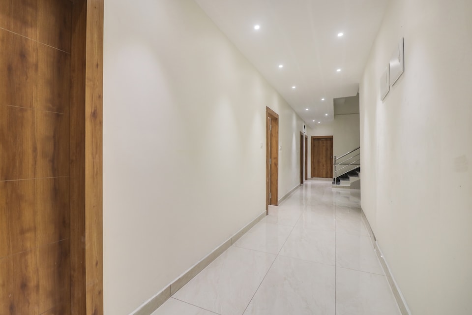 Hotel O Kakatiya Residency, Nakkalagutta Hanamkonda Warangal, Warangal