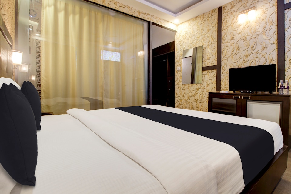 Collection O Dream beauty resort, Candolim Goa, Goa