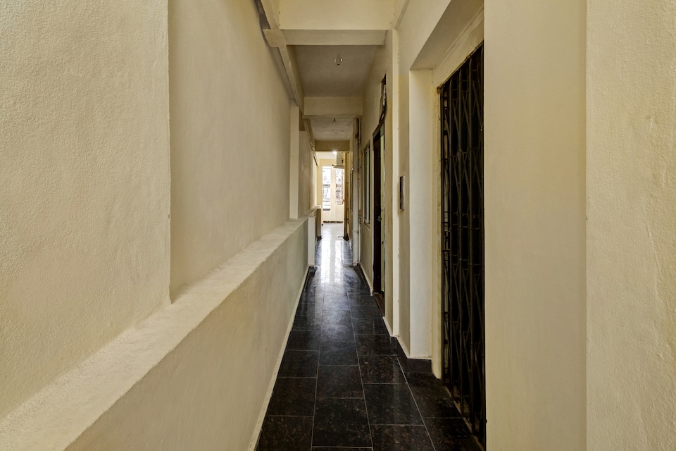 Hotel O AYWA STAYINN, Kukatpally, Hyderabad
